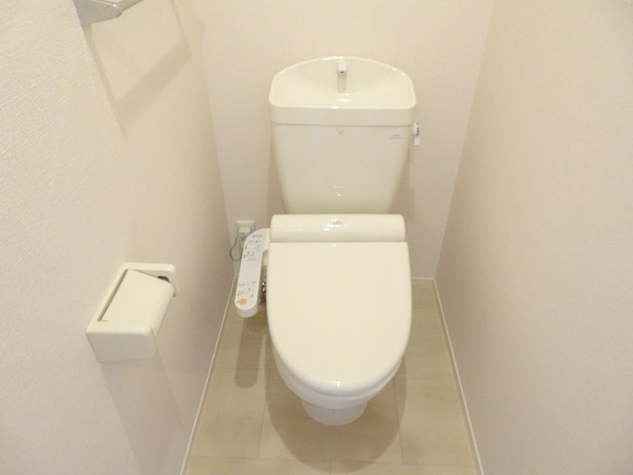 パークドオートム Ｂ【トイレ】温水洗浄暖房便座