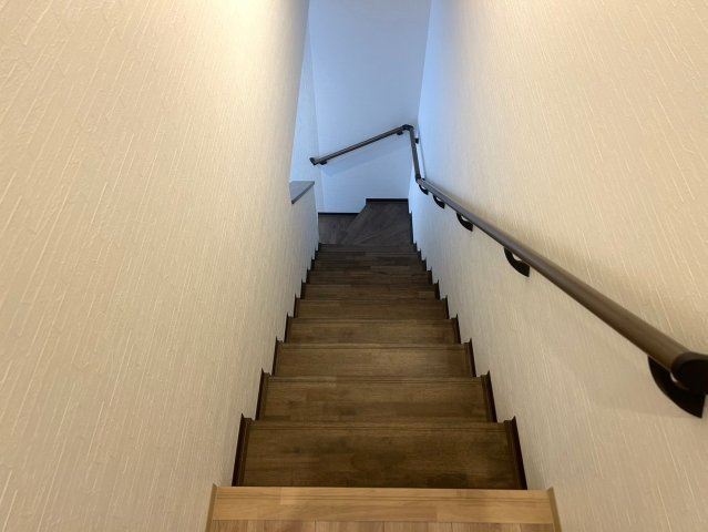 右京区梅津中村町【内装】階段