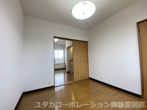 ◎収益物件◎コーポOTK【洋室】