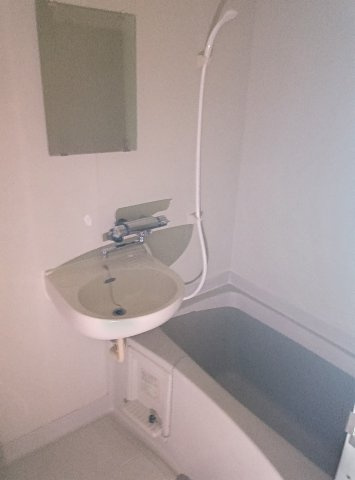 栄町丸二ビル【寝室】