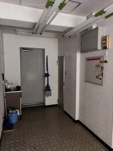 シャレール長居店舗【内装】