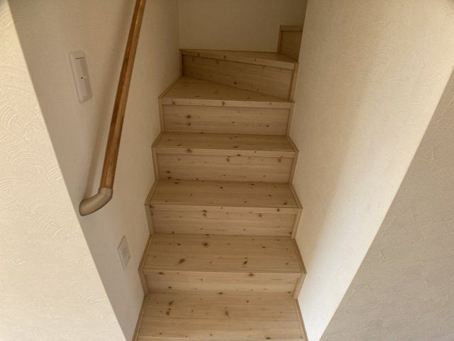 ＴＯＷＮ東小学校前【その他】