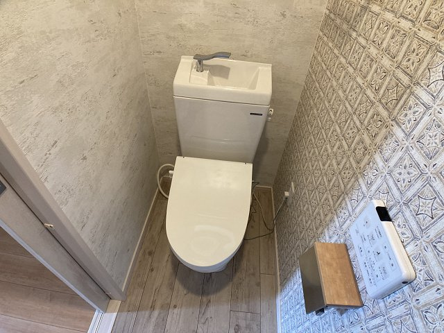 ＴＯＷＮ東小学校前【トイレ】