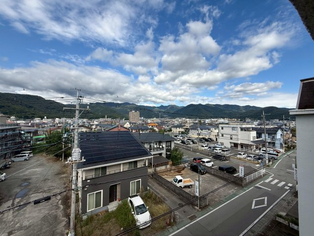 甲府市塩部4丁目　一棟売マンション【展望】