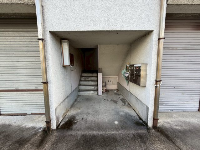 甲府市塩部4丁目　一棟売マンション【外観】