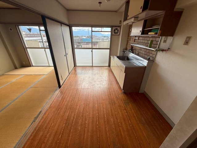 甲府市塩部4丁目　一棟売マンション【内装】居住用