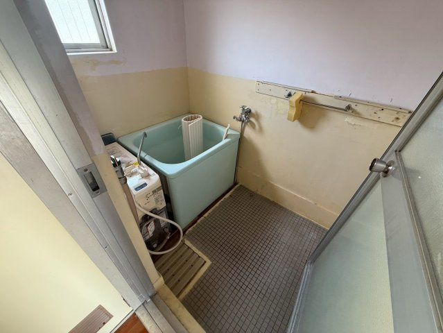 甲府市塩部4丁目　一棟売マンション【浴室】居住用