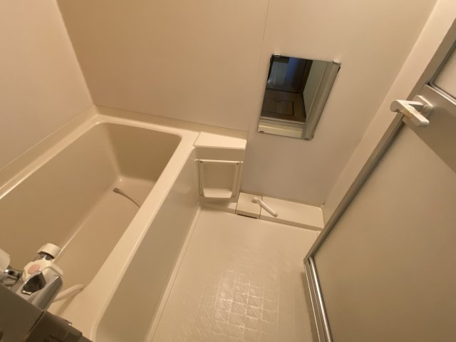 ハウスオブローズ３【浴室】