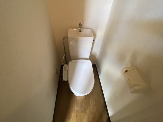 ハウスオブローズ３【トイレ】