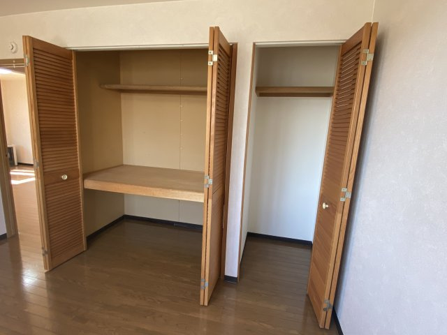 プリオール公園南【収納】