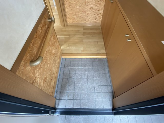 白柳メゾンⅡ【玄関】