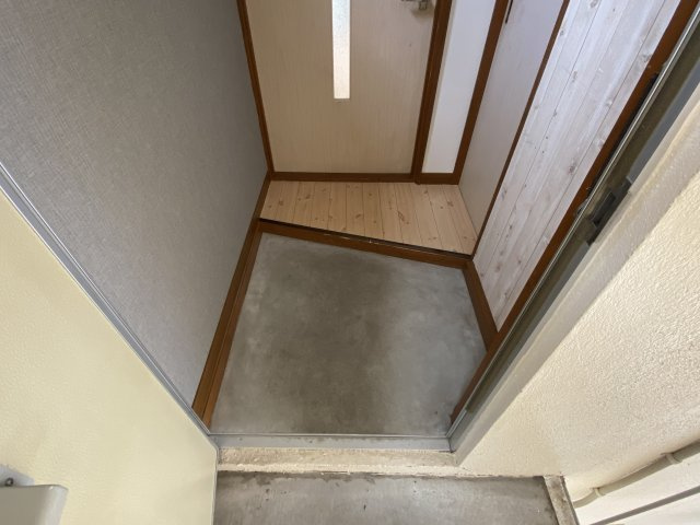 Ｍ・ＫハイツＢ【玄関】