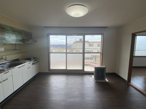 サンブライトハイツＮＯ１【居間・リビング】