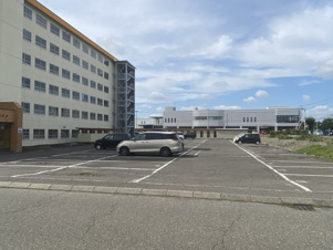 サンブライトハイツＮＯ１【駐車場】