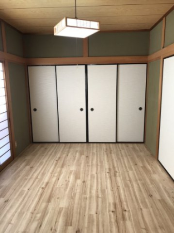 市之倉町13丁目OT邸貸家【洋室】1F