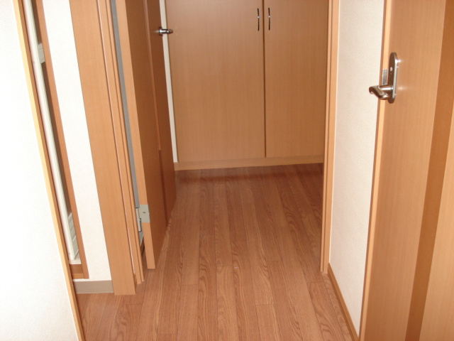 サンヴィラージュ【内装】廊下