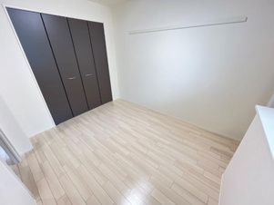 イーストブルー【内装】室内