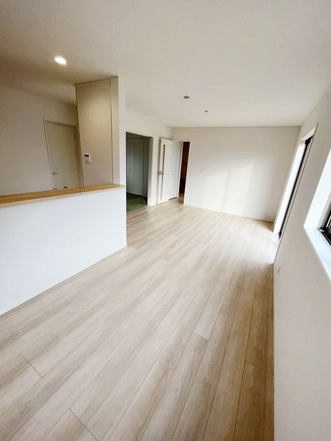 可児市平貝戸第3（全4棟）【居間・リビング】