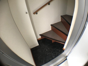 レオパレス多治見陶彩【玄関】