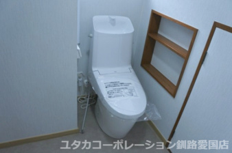 武佐3丁目5-261売家【トイレ】水廻りは汚れが気になる場所なのでリフォーム済が嬉しいですね！