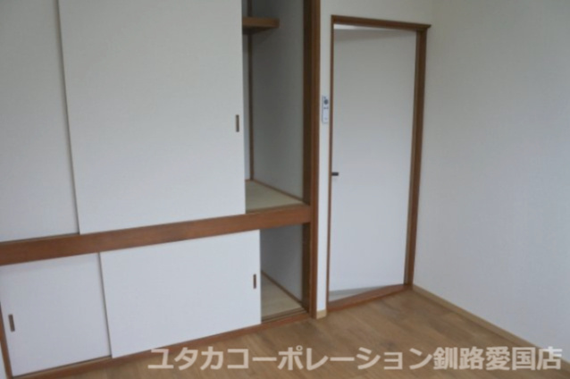 武佐3丁目5-261売家【寝室】2階洋室◆