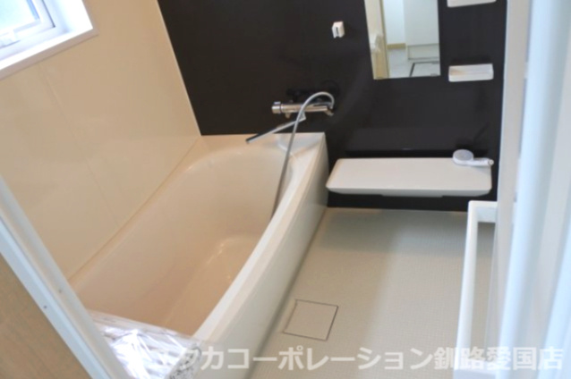 武佐3丁目5-261売家【浴室】こちらもリフォーム済！ゆったりお使いいただけそうです！