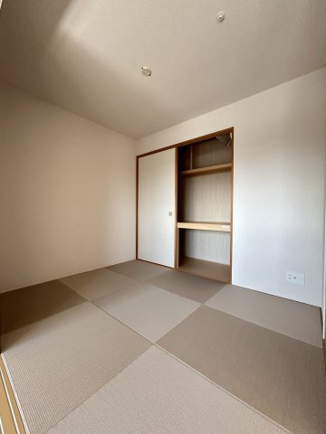 オーヴィジョン佐賀グランテラス 【和室】