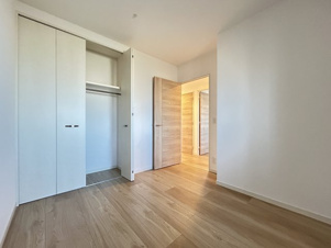 オーヴィジョン佐賀グランテラス 【洋室】