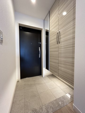 オーヴィジョン佐賀グランテラス 【玄関】