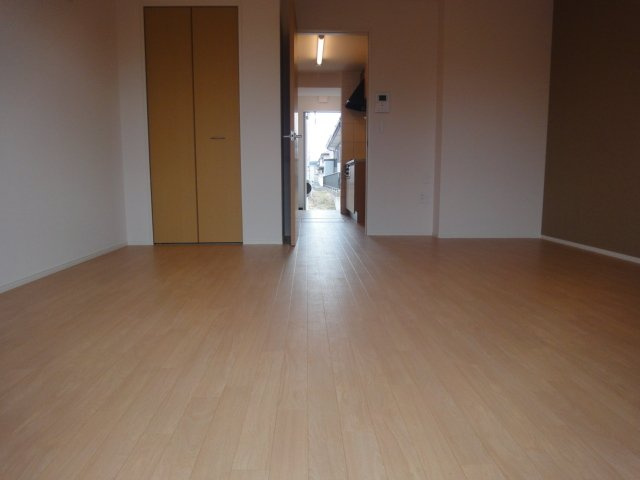 サンモール【居間・リビング】洋室