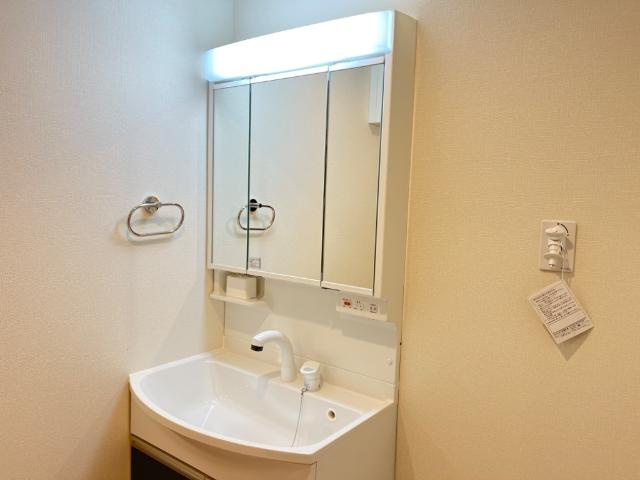 エルデ【洗面所】洗髪洗面化粧台