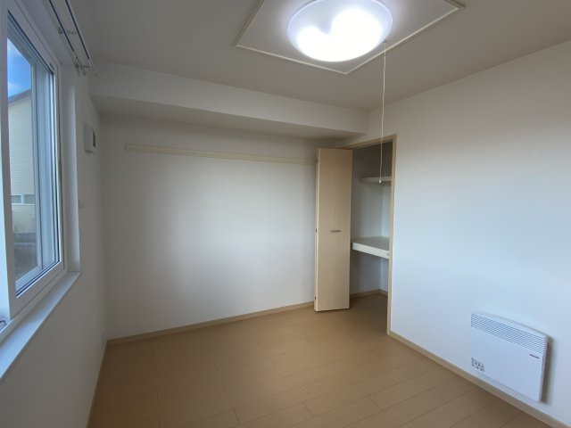 ルピナスⅡ【寝室】