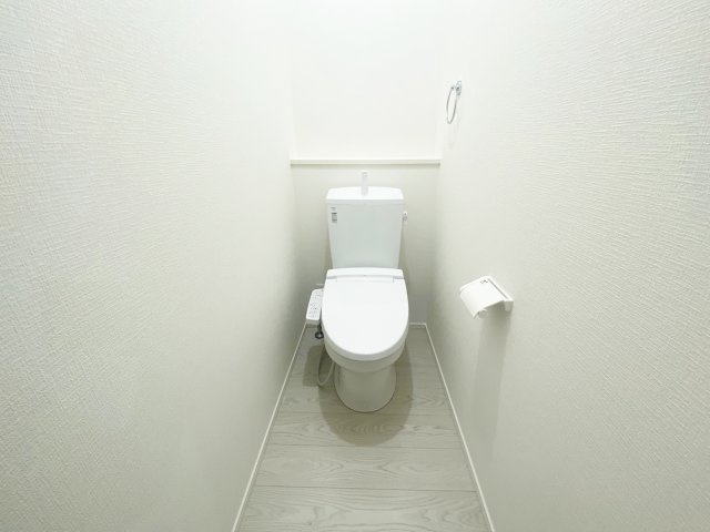 田川市大字川宮4期【トイレ】お手入れしやすい温水洗浄便座で毎日カイテキ！（施工例）