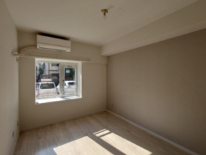 アゼリアコート【洋室】