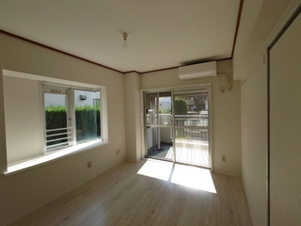 アゼリアコート【洋室】