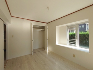 アゼリアコート【洋室】