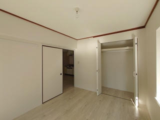 アゼリアコート【収納】