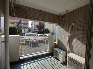 アゼリアコート【バルコニー】