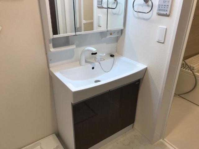 グランベル・ハウス【洗面所】洗髪洗面化粧台