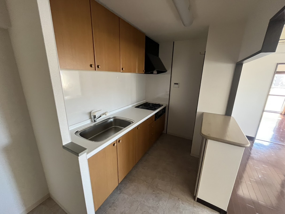 グローリアス岩倉第二