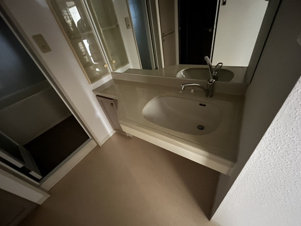 グローリアス岩倉第二