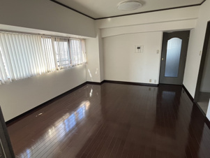 グローリアス岩倉第二