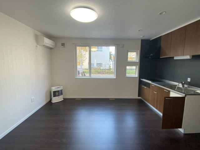 ルフェリ【居間・リビング】