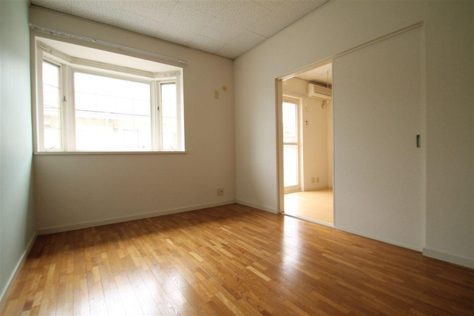 出窓がついたお部屋です♪