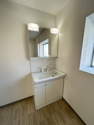 加賀市山代温泉リの中古一戸建【独立洗面台】