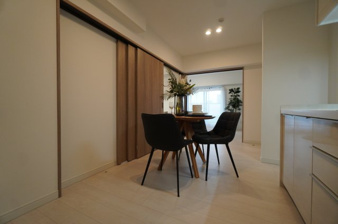 日神パレステージ戸田【居間・リビング】