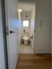 甲府市山宮町　中古戸建【トイレ】