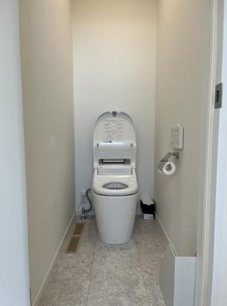 甲府市山宮町　中古戸建【トイレ】