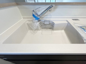 戸畑区丸町3丁目1期【キッチン】浄水器内蔵型ハンドシャワー（施工例）