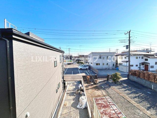 大和市南林間7丁目【展望】気持ちのいい空が見渡せる広いバルコニー。通風・採光にも優れ、心地よい光と風があふれています。